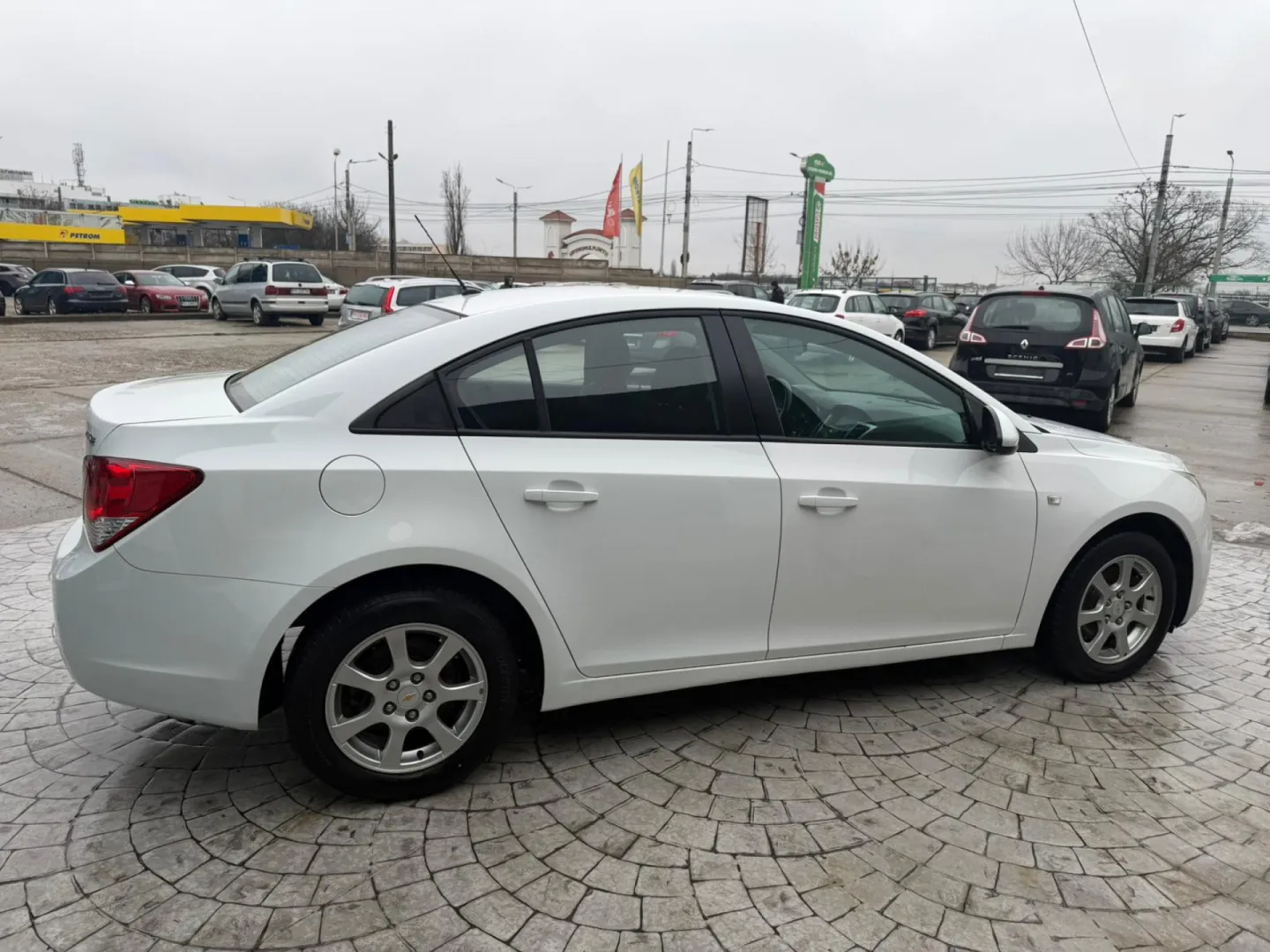 Cumpara/ Vinde online Chevrolet Cruze 2014 SH, la cel mai bun pret pentru tine!