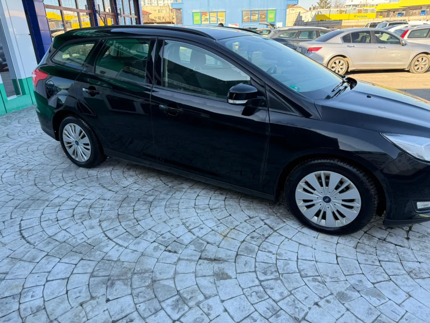 Cumpara/ Vinde online Ford Focus 2018 SH, la cel mai bun pret pentru tine!