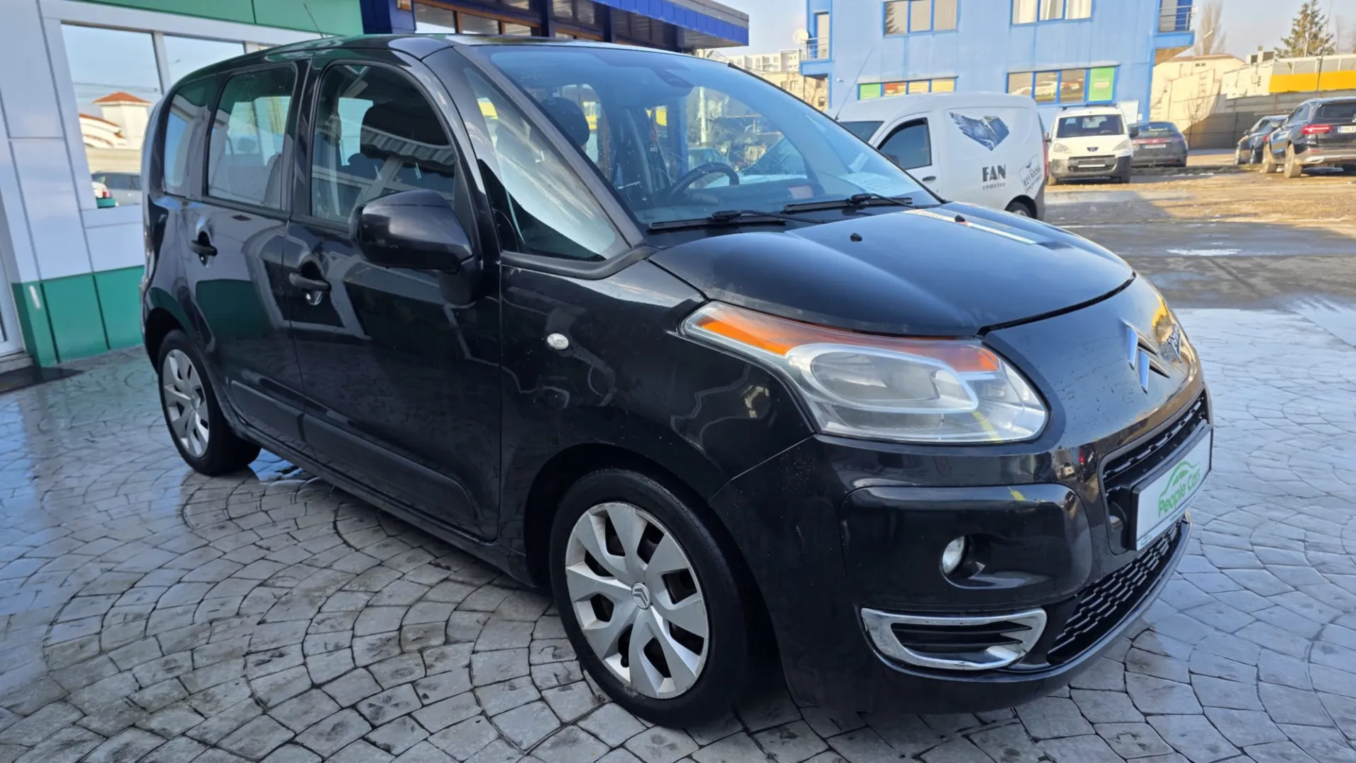 Cumpara/ Vinde online Citroen C3 Picasso 2011 SH, la cel mai bun pret pentru tine!