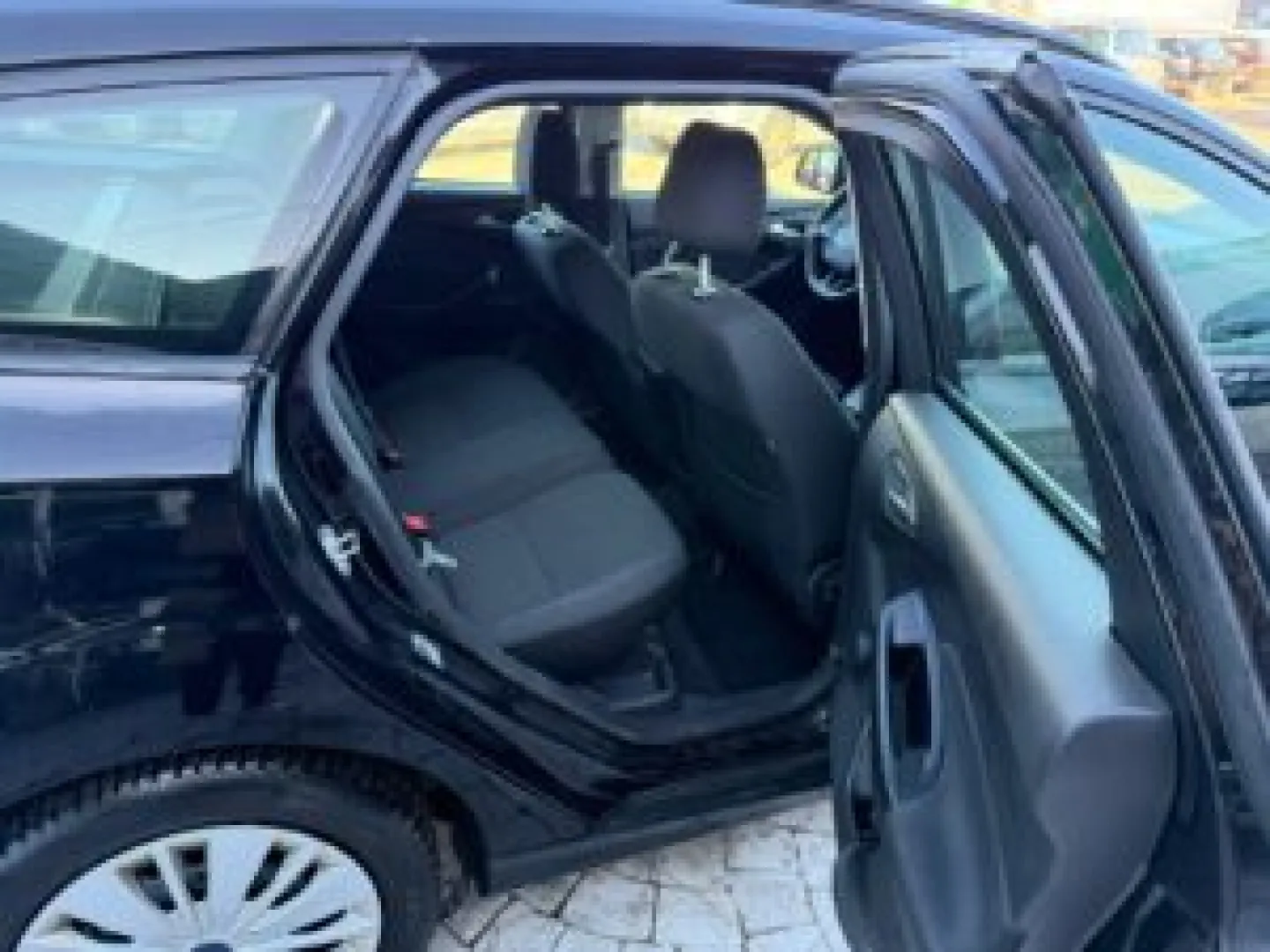Cumpara/ Vinde online Ford Focus 2018 SH, la cel mai bun pret pentru tine!