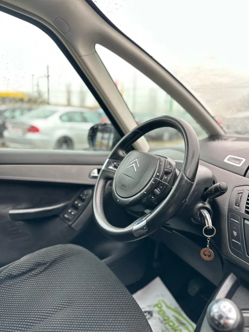 Cumpara/ Vinde online Citroen C4 Picasso 2009 SH, la cel mai bun pret pentru tine!