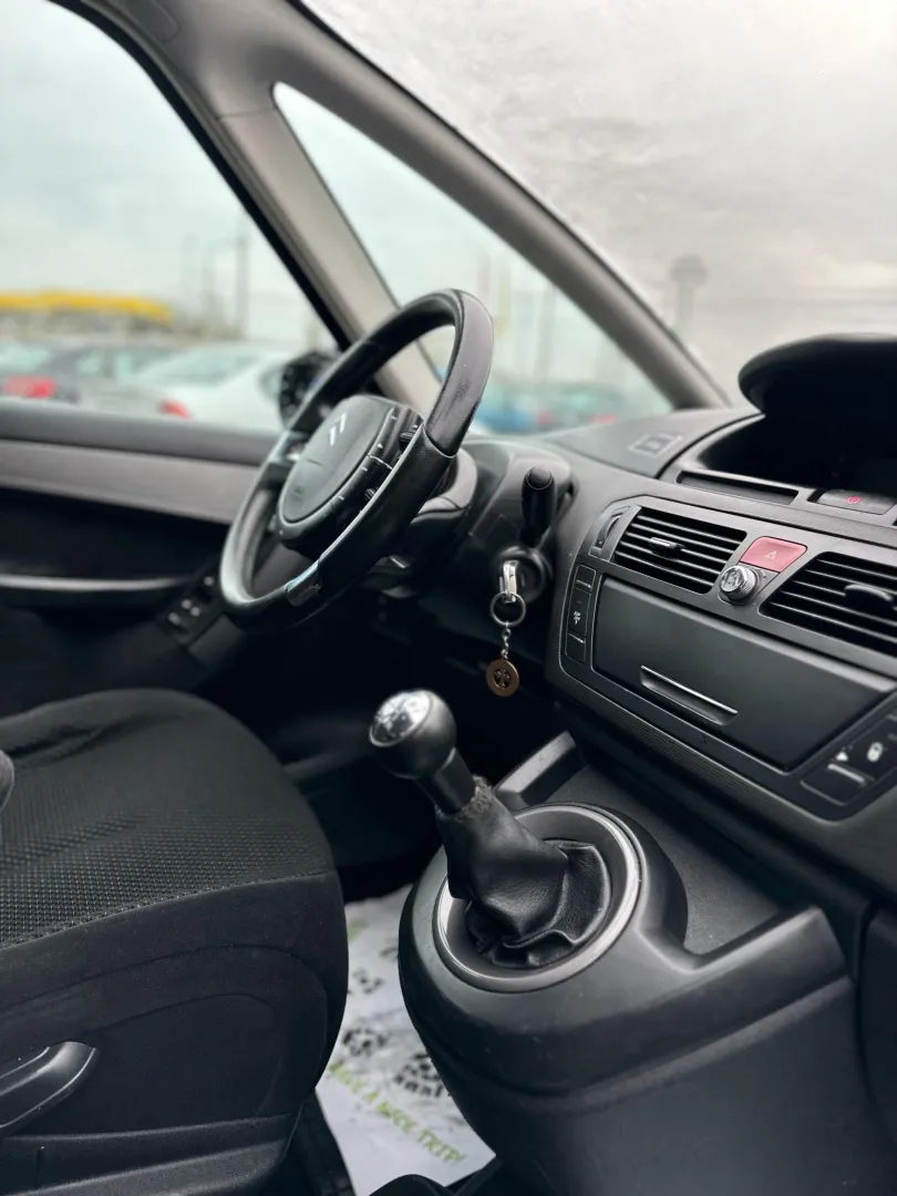 Cumpara/ Vinde online Citroen C4 Picasso 2009 SH, la cel mai bun pret pentru tine!