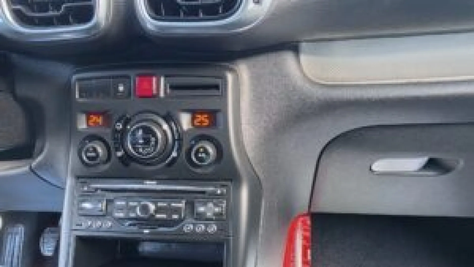 Cumpara/ Vinde online Citroen C3 Picasso 2011 SH, la cel mai bun pret pentru tine!