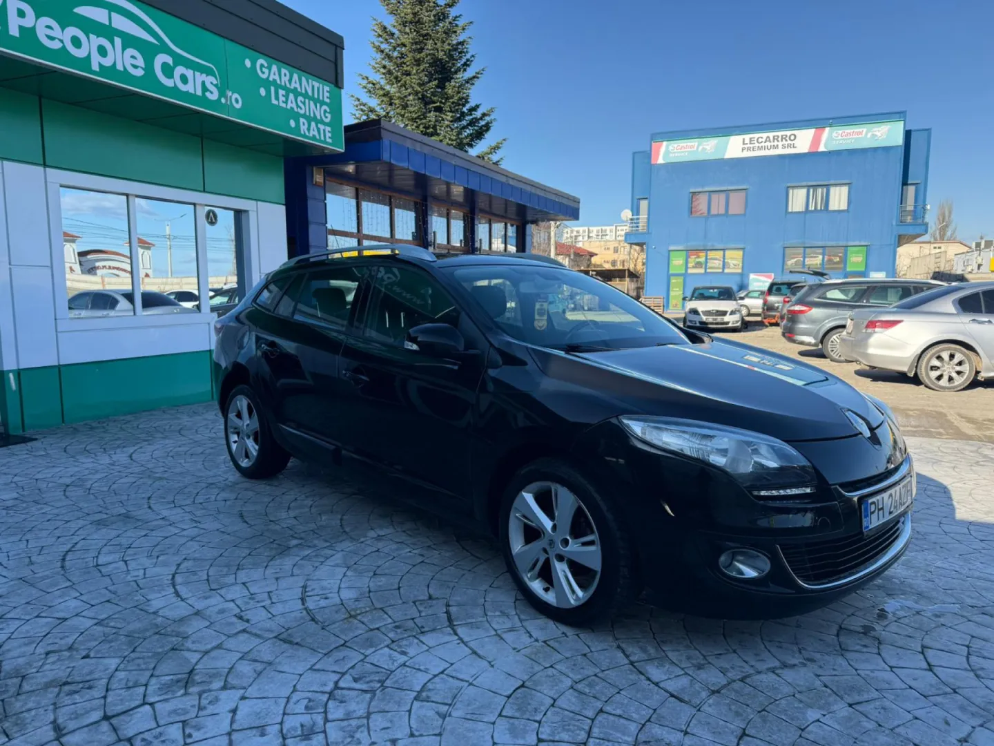 Cumpara/ Vinde online Renault  Megane 2012 SH, la cel mai bun pret pentru tine!