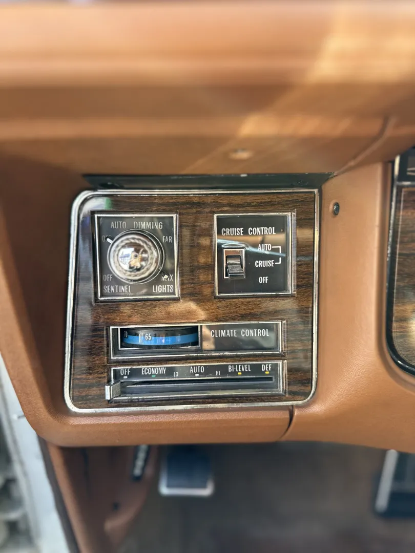 Cumpara/ Vinde online Cadillac other 1978 SH, la cel mai bun pret pentru tine!