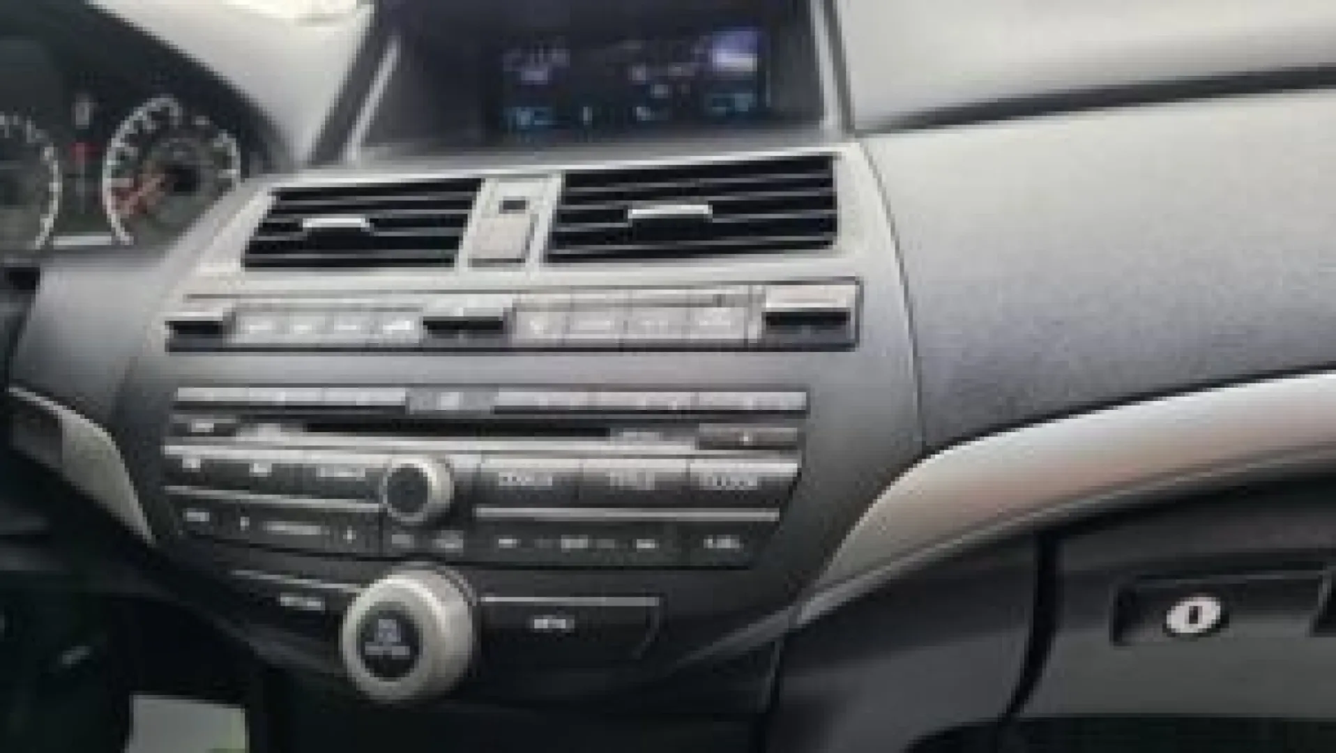 Cumpara/ Vinde online Honda Accord 2008 SH, la cel mai bun pret pentru tine!