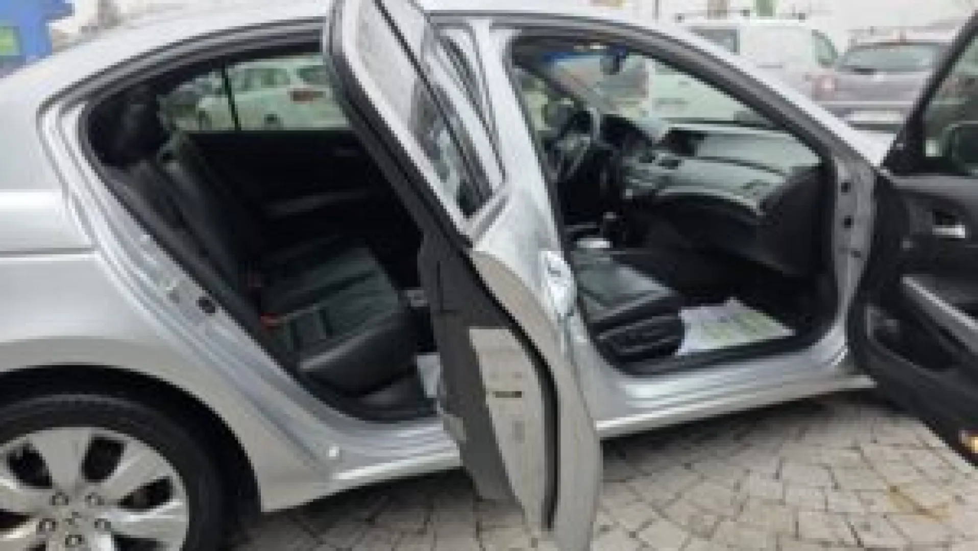 Cumpara/ Vinde online Honda Accord 2008 SH, la cel mai bun pret pentru tine!