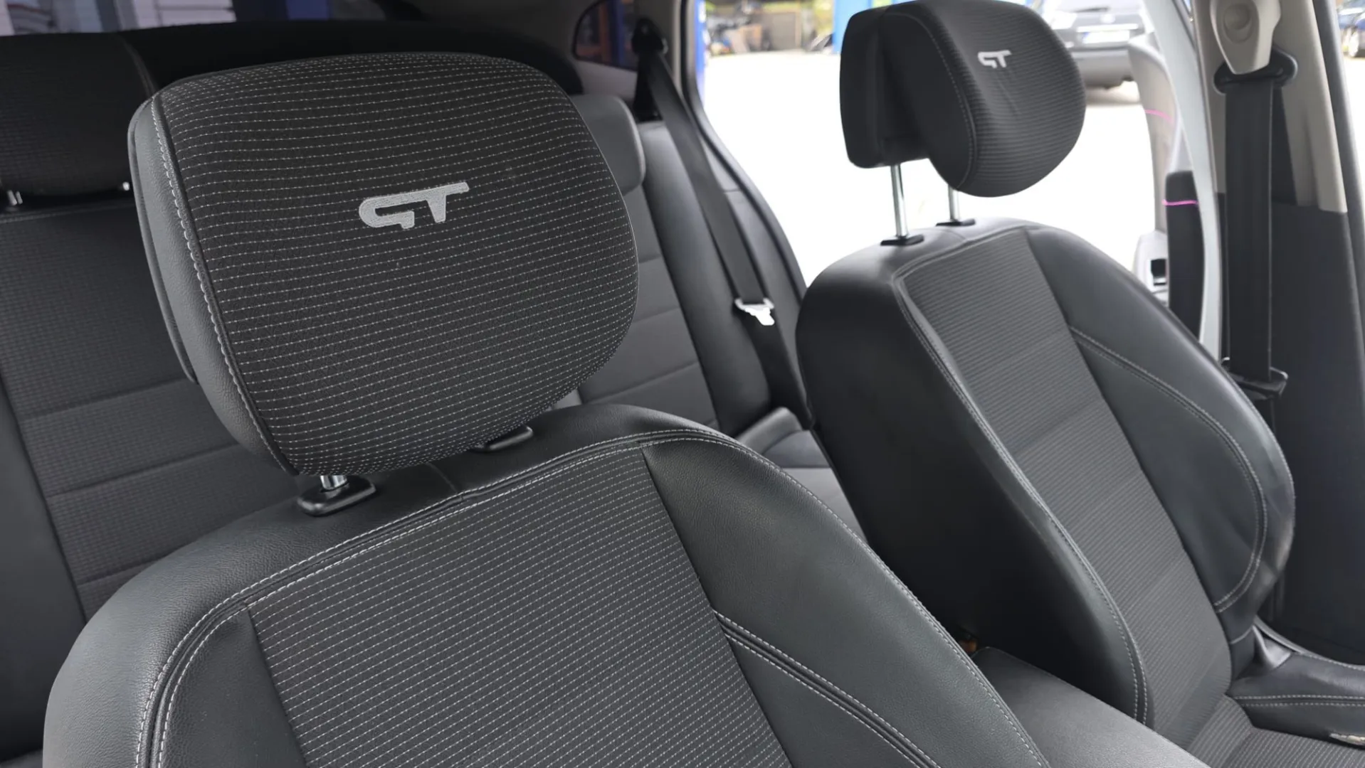 Cumpara/ Vinde online Renault  Megane 2012 SH, la cel mai bun pret pentru tine!