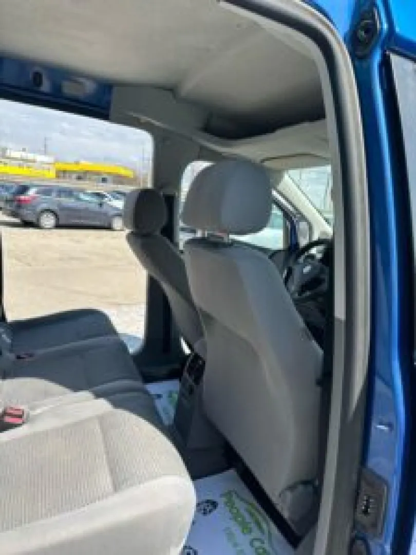 Cumpara/ Vinde online Volkswagen Caddy 2007 SH, la cel mai bun pret pentru tine!