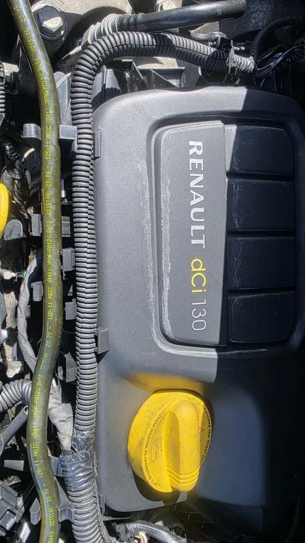 Cumpara/ Vinde online Renault  Grand Scenic 2011 SH, la cel mai bun pret pentru tine!