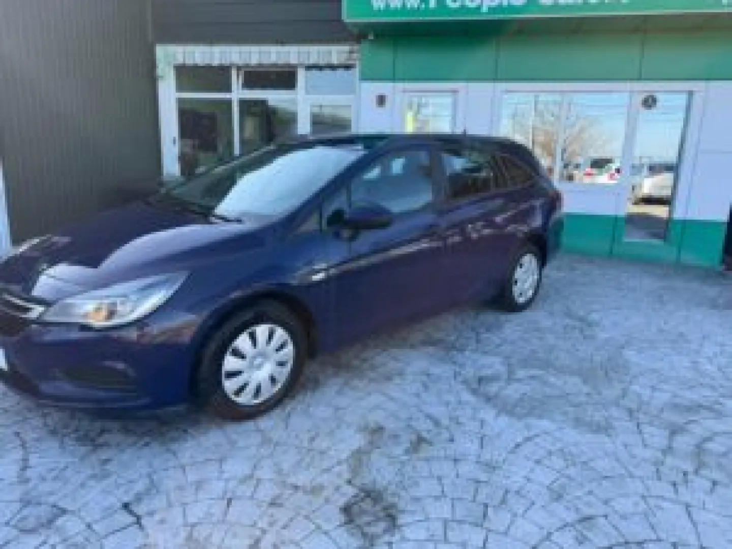 Cumpara/ Vinde online Opel Astra 2017 SH, la cel mai bun pret pentru tine!