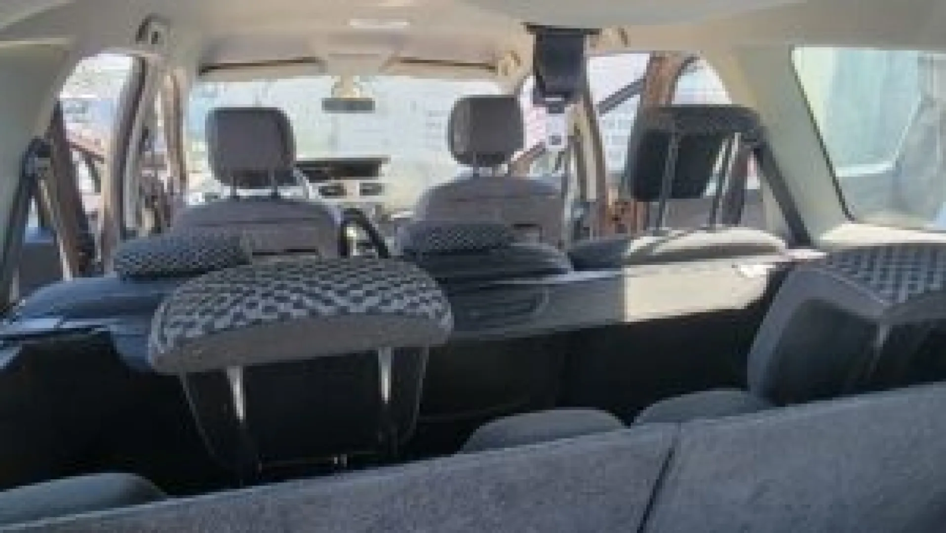 Cumpara/ Vinde online Renault  Grand Scenic 2011 SH, la cel mai bun pret pentru tine!