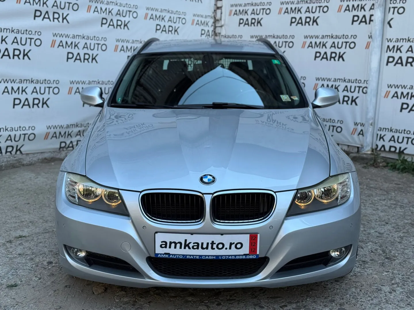 Cumpara/ Vinde online BMW 3 Series 2010 SH, la cel mai bun pret pentru tine!