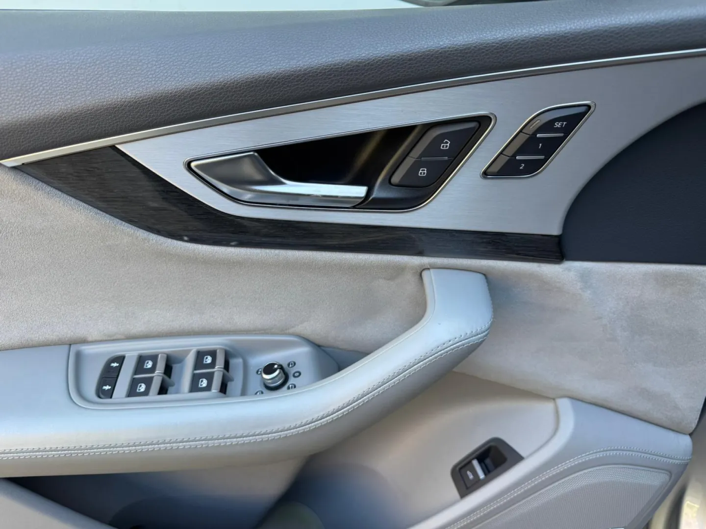 Cumpara/ Vinde online Audi Q7 2015 SH, la cel mai bun pret pentru tine!