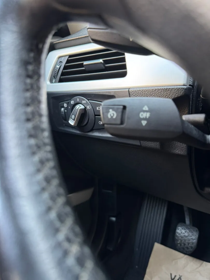 Cumpara/ Vinde online BMW 3 Series 2010 SH, la cel mai bun pret pentru tine!