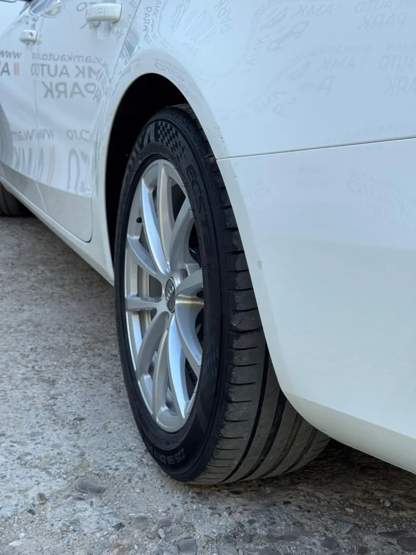 Cumpara/ Vinde online Audi A4 2012 SH, la cel mai bun pret pentru tine!