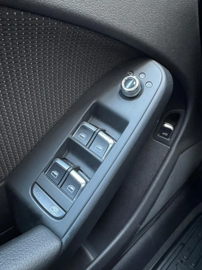 Cumpara/ Vinde online Audi A4 2012 SH, la cel mai bun pret pentru tine!