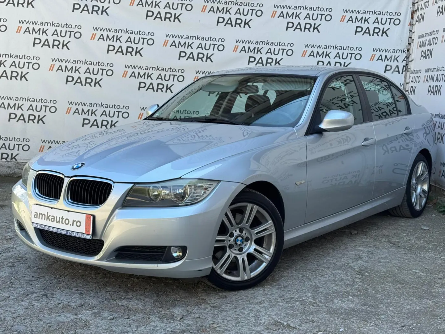 Cumpara/ Vinde online BMW 3 Series 2009 SH, la cel mai bun pret pentru tine!