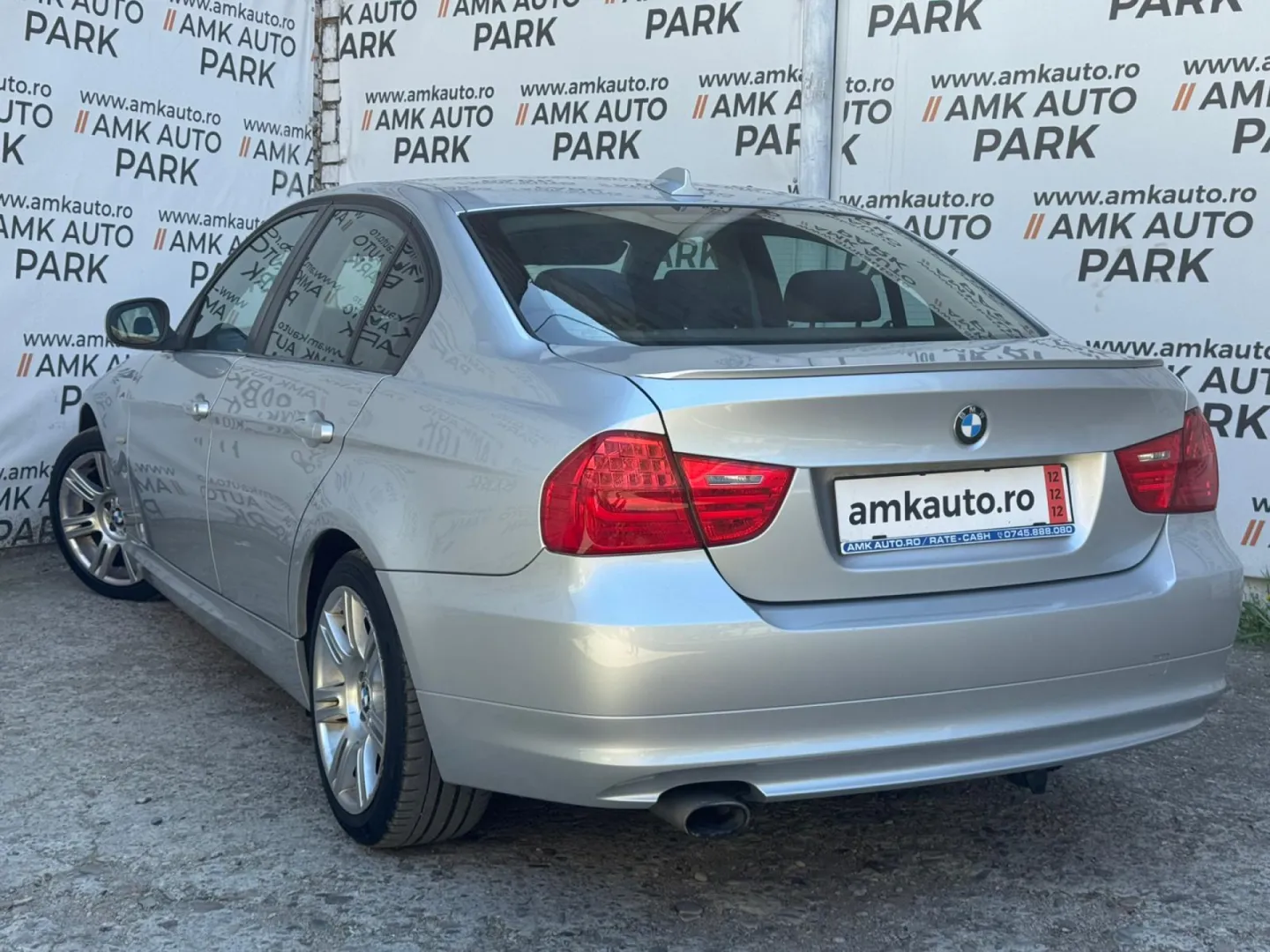 Cumpara/ Vinde online BMW 3 Series 2009 SH, la cel mai bun pret pentru tine!