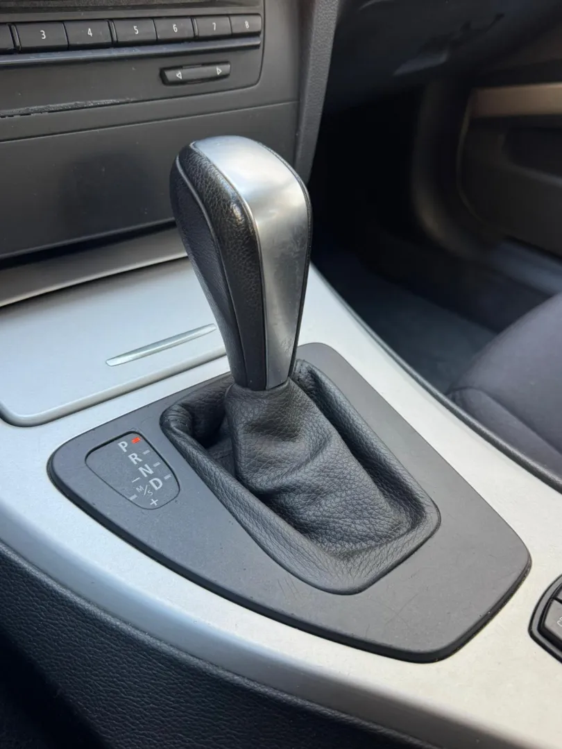 Cumpara/ Vinde online BMW 3 Series 2009 SH, la cel mai bun pret pentru tine!