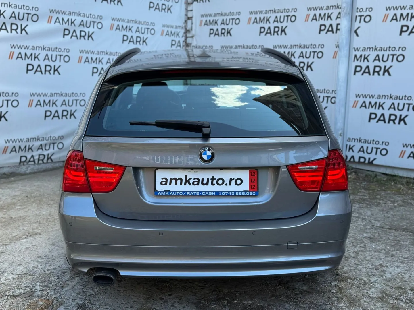 Cumpara/ Vinde online BMW 3 Series 2010 SH, la cel mai bun pret pentru tine!