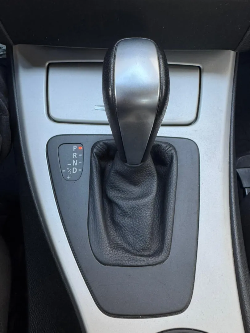 Cumpara/ Vinde online BMW 3 Series 2009 SH, la cel mai bun pret pentru tine!