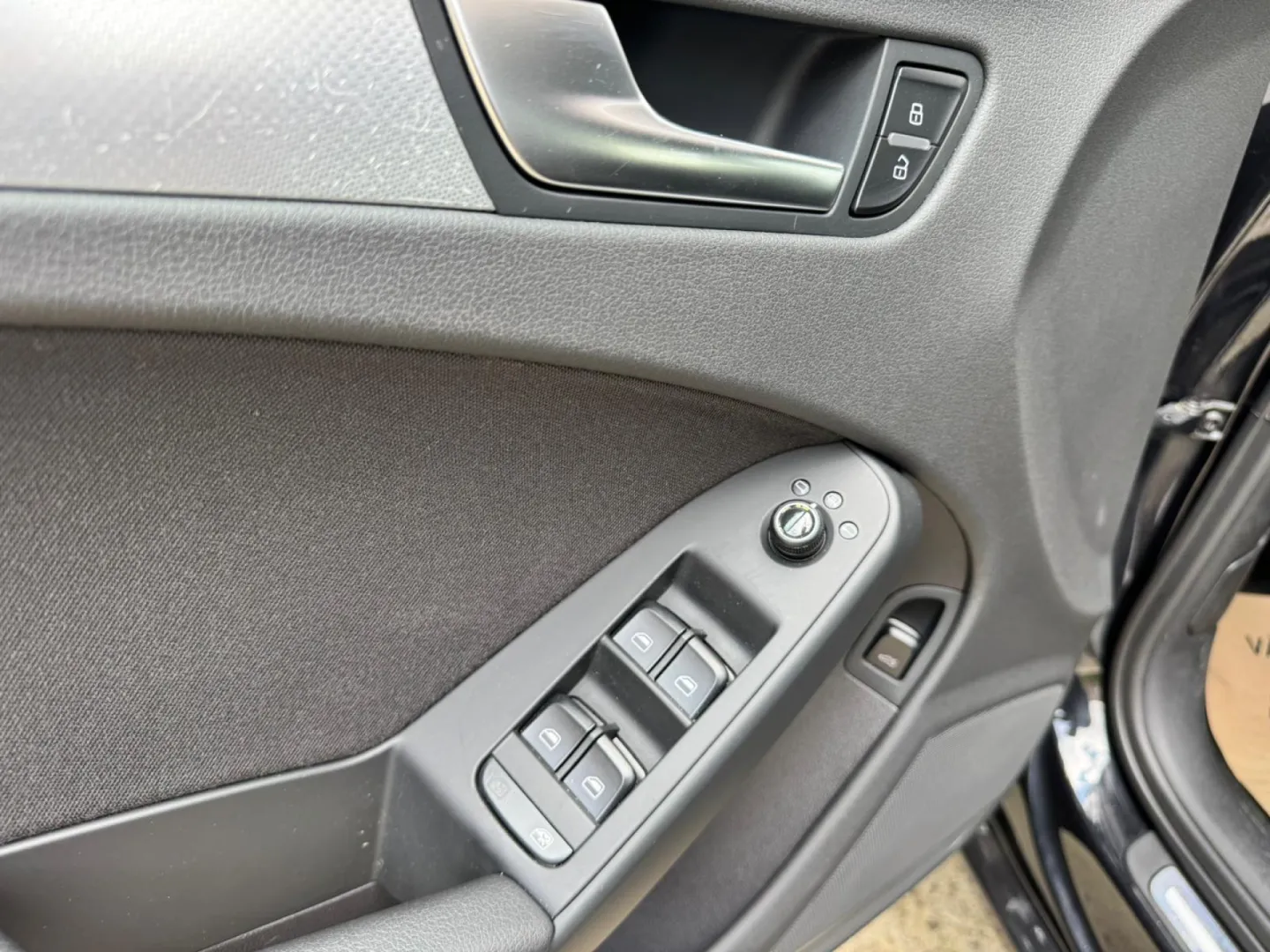 Cumpara/ Vinde online Audi A4 2011 SH, la cel mai bun pret pentru tine!
