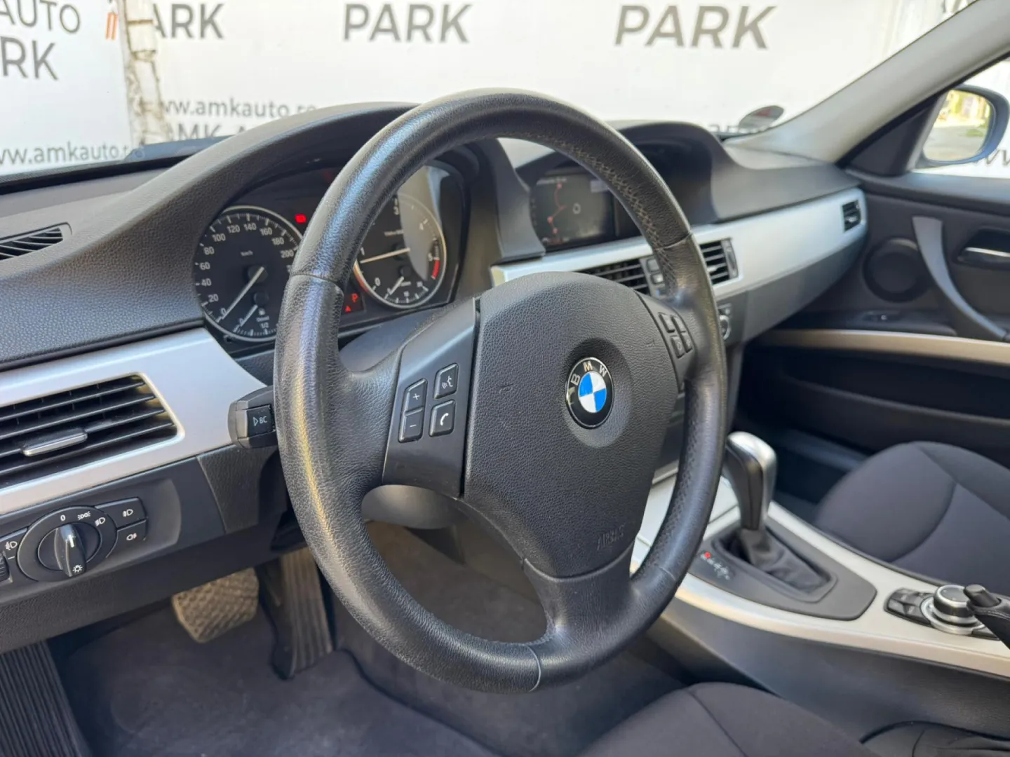 Cumpara/ Vinde online BMW 3 Series 2009 SH, la cel mai bun pret pentru tine!