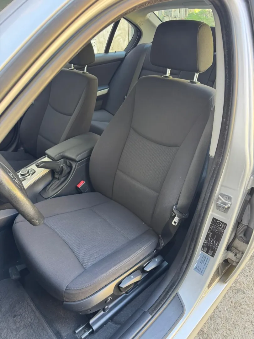 Cumpara/ Vinde online BMW 3 Series 2009 SH, la cel mai bun pret pentru tine!