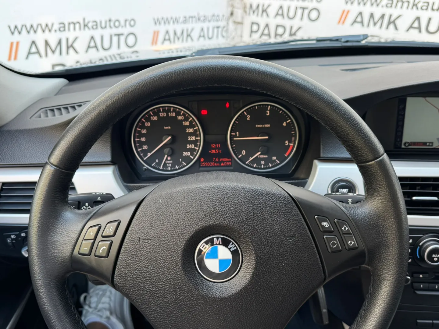 Cumpara/ Vinde online BMW 3 Series 2010 SH, la cel mai bun pret pentru tine!