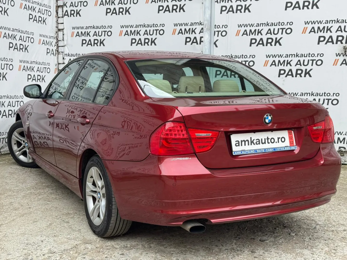 Cumpara/ Vinde online BMW 3 Series 2011 SH, la cel mai bun pret pentru tine!