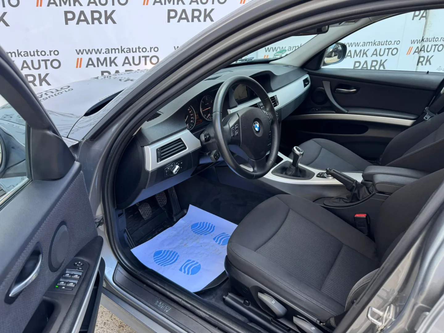 Cumpara/ Vinde online BMW 3 Series 2010 SH, la cel mai bun pret pentru tine!