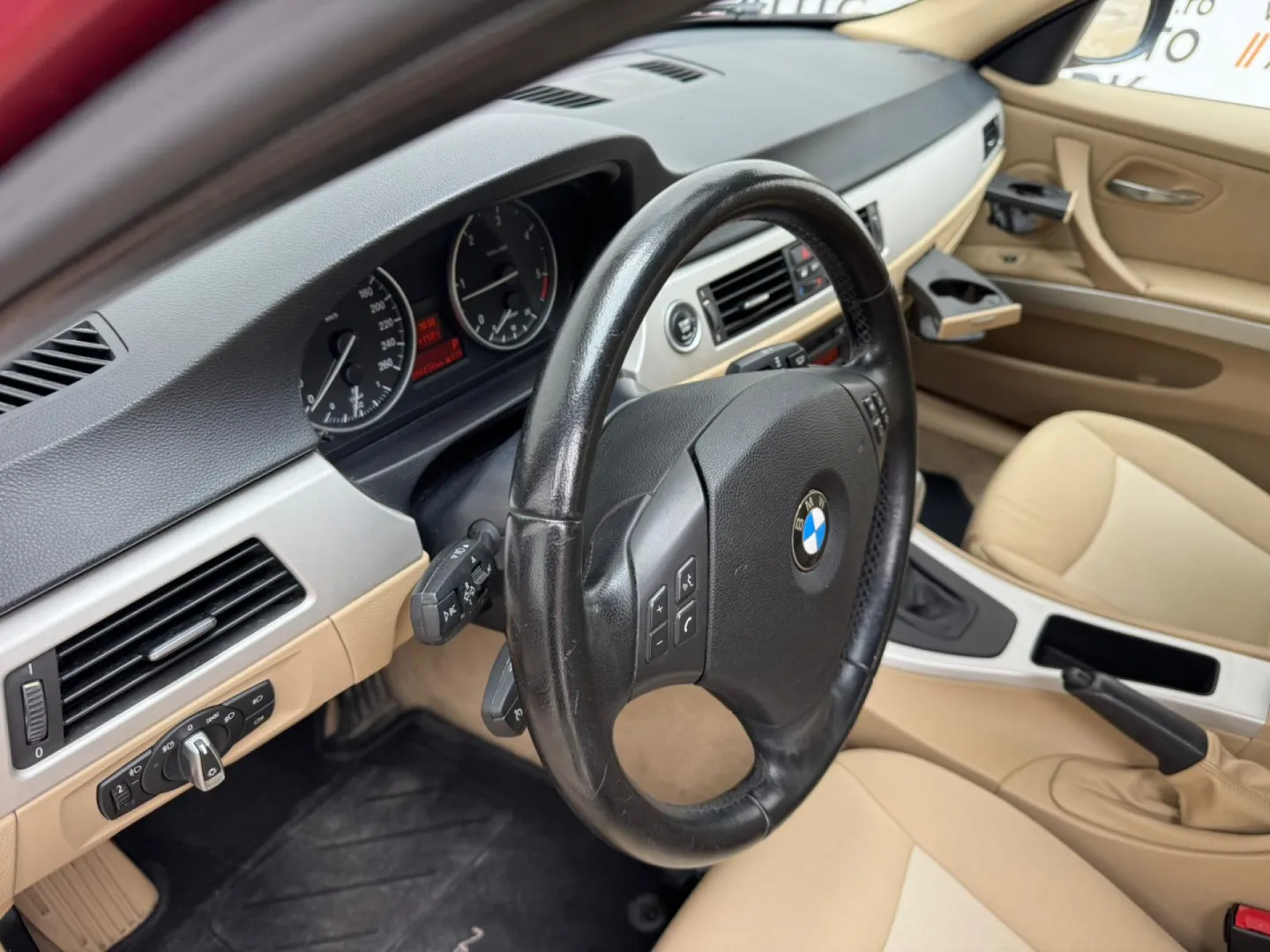 Cumpara/ Vinde online BMW 3 Series 2011 SH, la cel mai bun pret pentru tine!