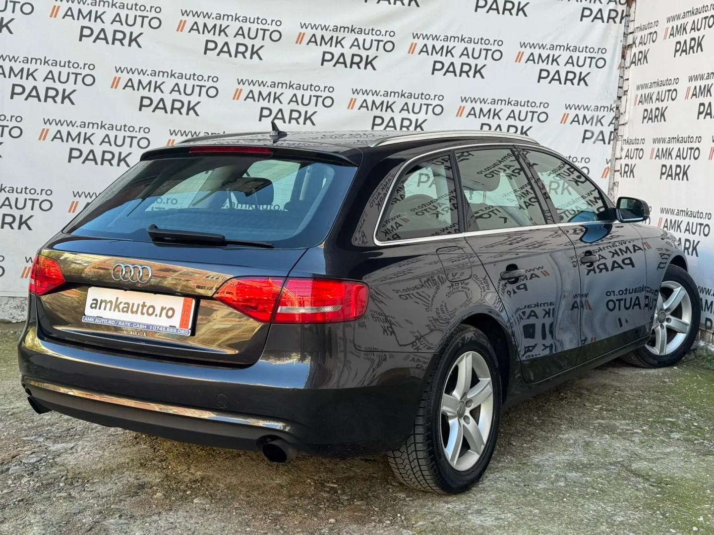 Cumpara/ Vinde online Audi A4 2012 SH, la cel mai bun pret pentru tine!