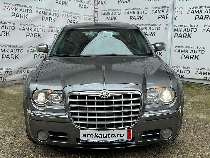Cumpără / Vinde Chrysler 300C 2006 SH, la cel mai bun pret pentru tine!