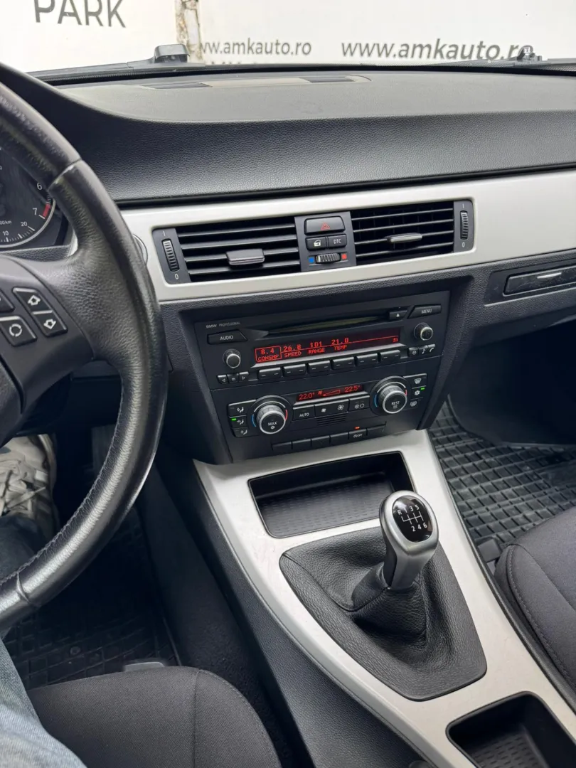 Cumpara/ Vinde online BMW 3 Series 2009 SH, la cel mai bun pret pentru tine!