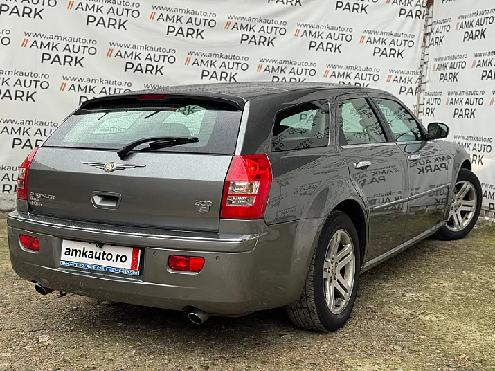 Cumpără / Vinde Chrysler 300C 2006 SH, la cel mai bun pret pentru tine!
