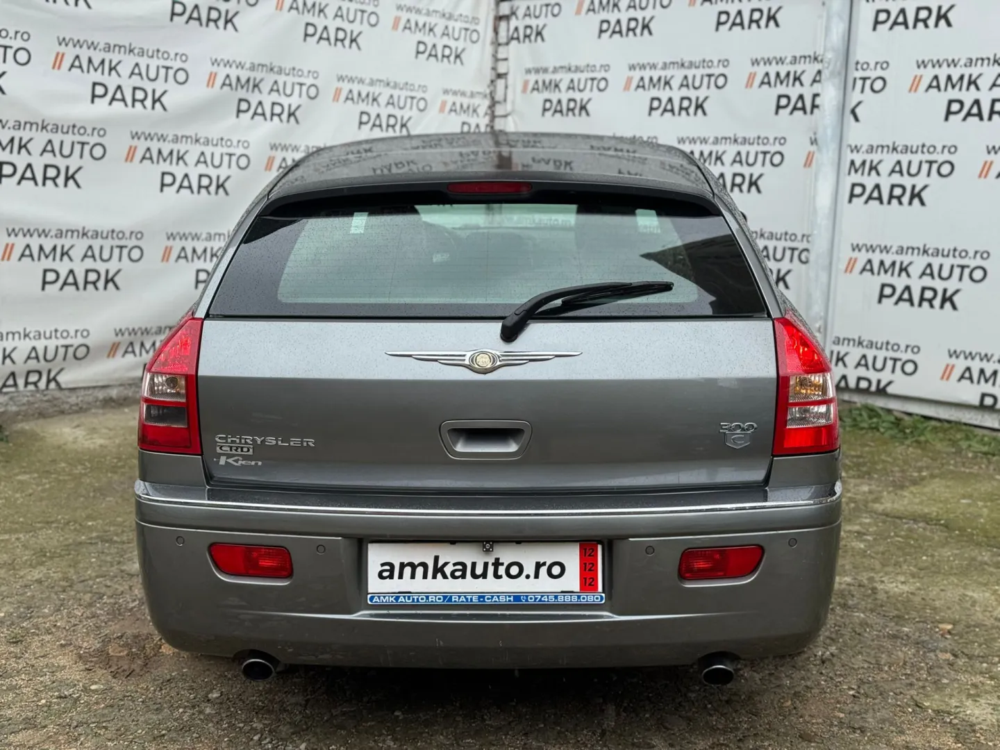 Cumpara/ Vinde online Chrysler 300C 2006 SH, la cel mai bun pret pentru tine!