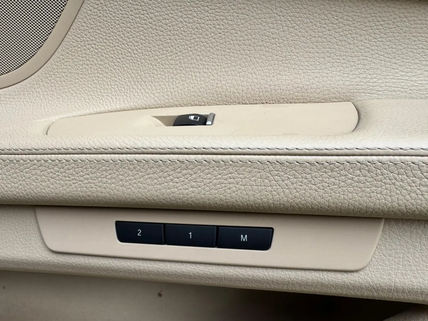 Cumpara/ Vinde online BMW 7 Series 2010 SH, la cel mai bun pret pentru tine!