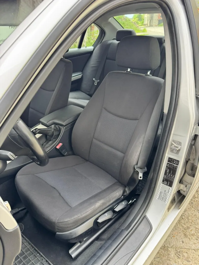 Cumpara/ Vinde online BMW 3 Series 2009 SH, la cel mai bun pret pentru tine!