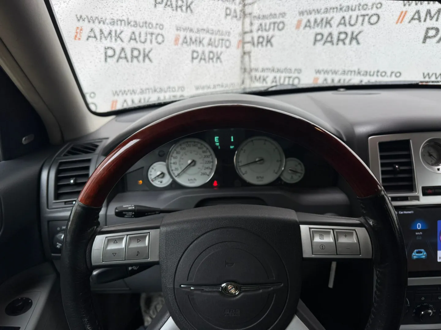 Cumpara/ Vinde online Chrysler 300C 2006 SH, la cel mai bun pret pentru tine!
