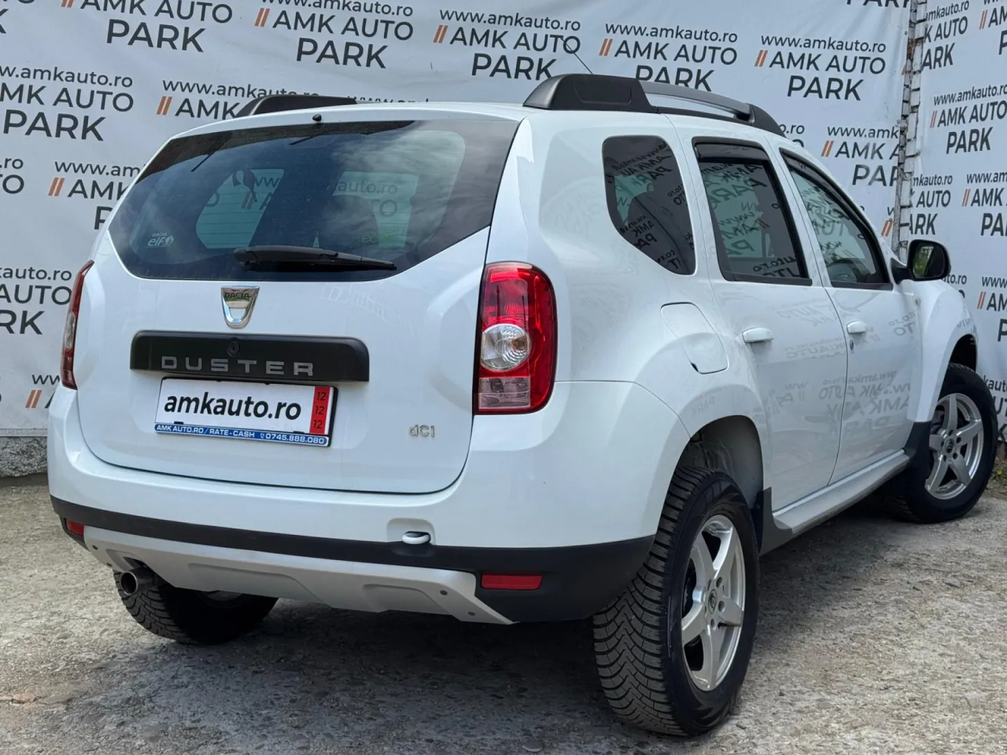 Cumpara/ Vinde online Dacia Duster 2011 SH, la cel mai bun pret pentru tine!