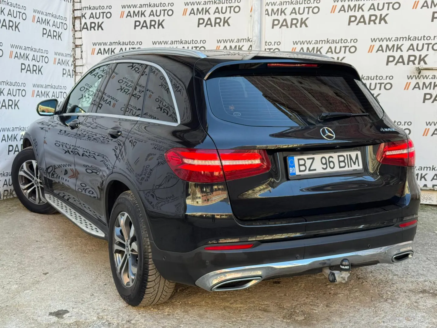 Cumpara/ Vinde online Mercedes-Benz GLC-Class 2017 SH, la cel mai bun pret pentru tine!