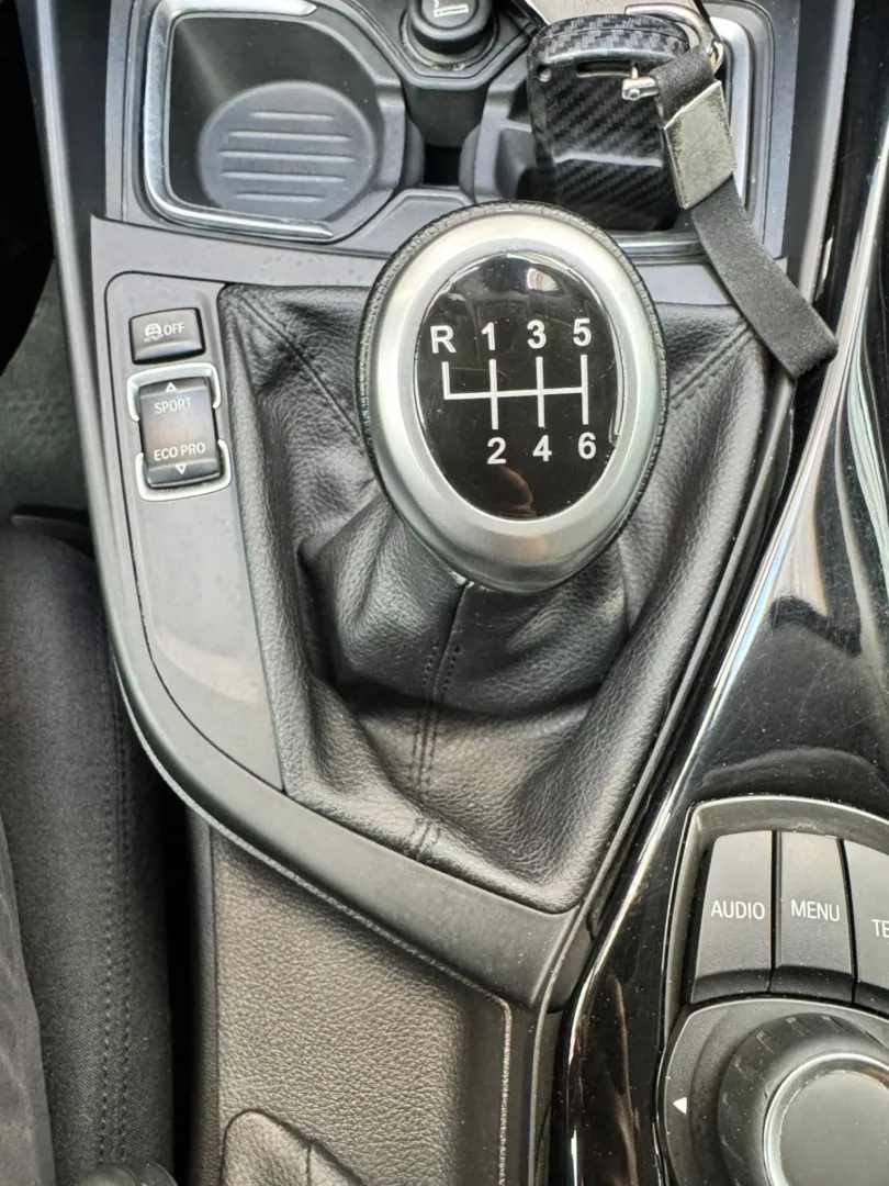 Cumpara/ Vinde online BMW 1 Series 2012 SH, la cel mai bun pret pentru tine!