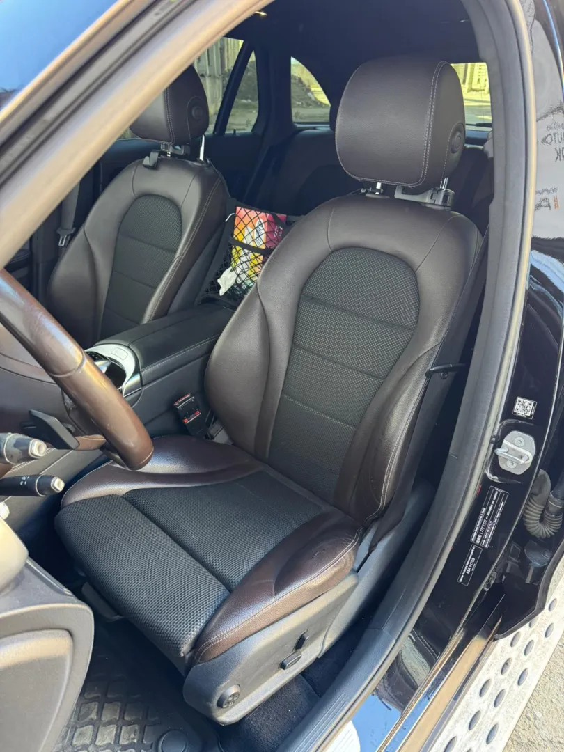 Cumpara/ Vinde online Mercedes-Benz GLC-Class 2017 SH, la cel mai bun pret pentru tine!