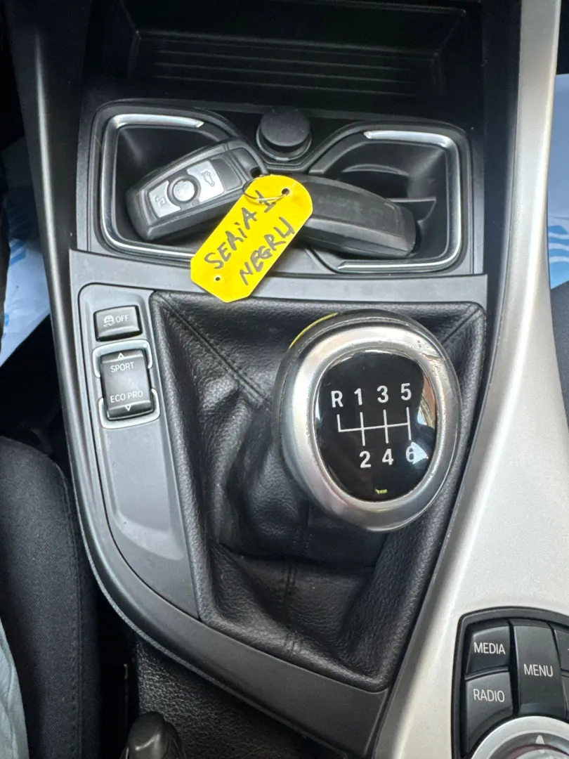 Cumpara/ Vinde online BMW 1 Series 2012 SH, la cel mai bun pret pentru tine!