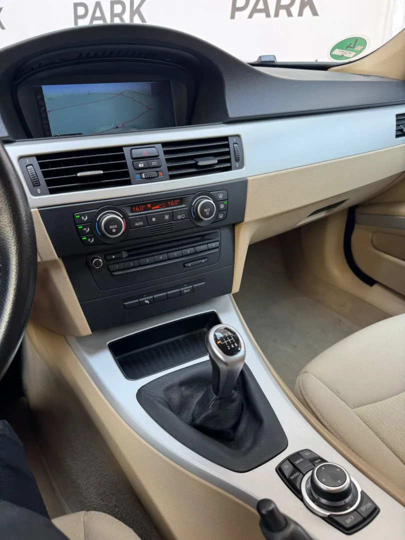 Cumpara/ Vinde online BMW 3 Series 2009 SH, la cel mai bun pret pentru tine!