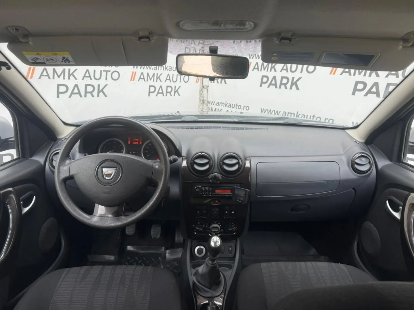 Cumpara/ Vinde online Dacia Duster 2012 SH, la cel mai bun pret pentru tine!