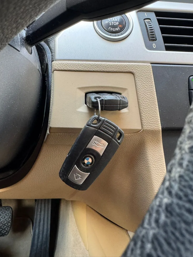 Cumpara/ Vinde online BMW 3 Series 2009 SH, la cel mai bun pret pentru tine!