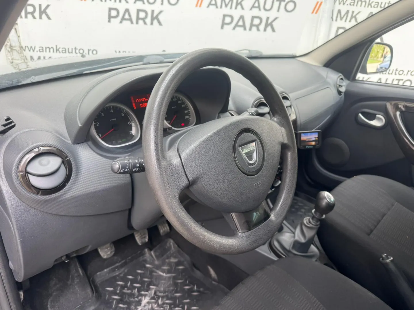 Cumpara/ Vinde online Dacia Duster 2012 SH, la cel mai bun pret pentru tine!